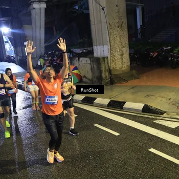 Runner Photo 7911745
