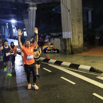 Runner Photo 7911754
