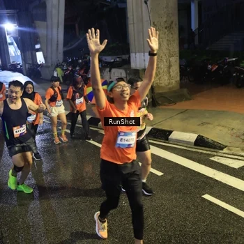Runner Photo 7911765