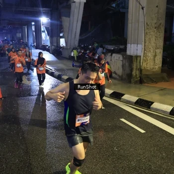 Runner Photo 7911783