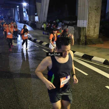 Runner Photo 7911787