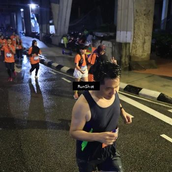 Runner Photo 7911792