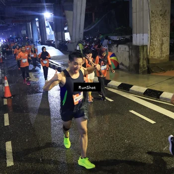 Runner Photo 7911793