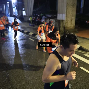 Runner Photo 7911796