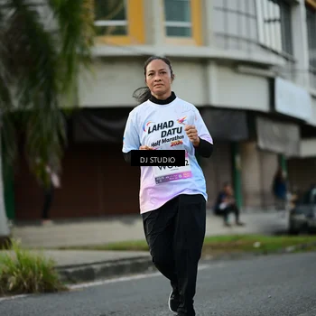 Runner Photo 7911800
