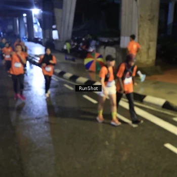 Runner Photo 7911811