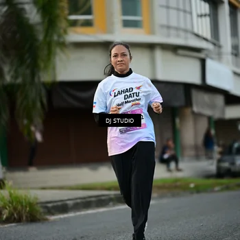 Runner Photo 7911825