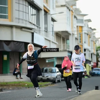 Runner Photo 7911833