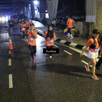 Runner Photo 7911834