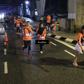 Runner Photo 7911836