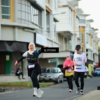 Runner Photo 7911842