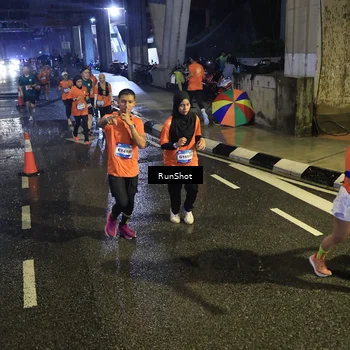 Runner Photo 7911845