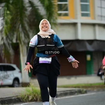 Runner Photo 7911855