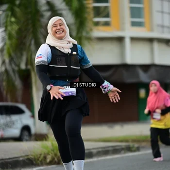 Runner Photo 7911860