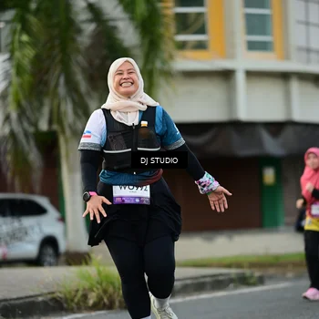 Runner Photo 7911866