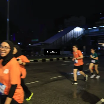 Runner Photo 7911886