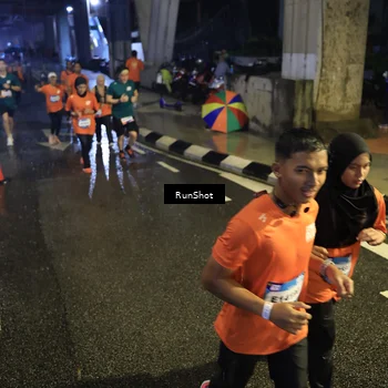 Runner Photo 7911887