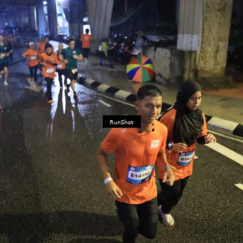 Runner Photo 7911905