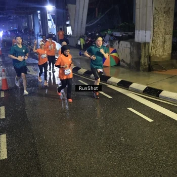 Runner Photo 7911923