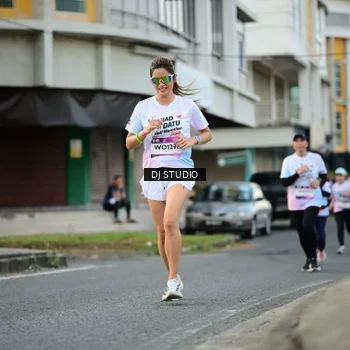Runner Photo 7911926