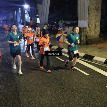 Runner Photo 7911937
