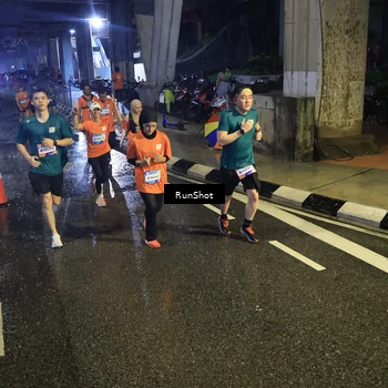 Runner Photo 7911938