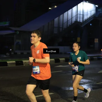 Runner Photo 7911942