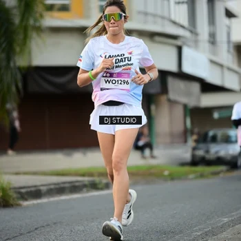 Runner Photo 7911946