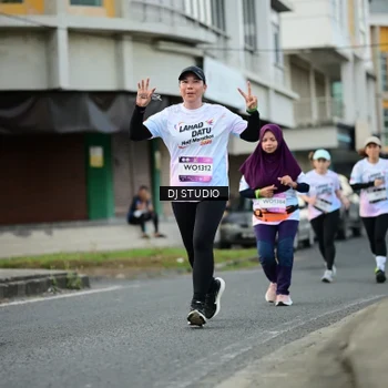 Runner Photo 7911970
