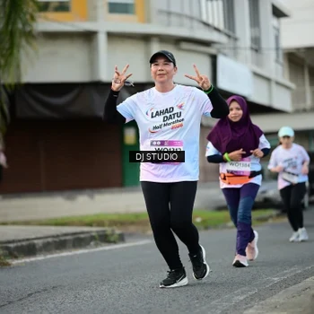 Runner Photo 7911977