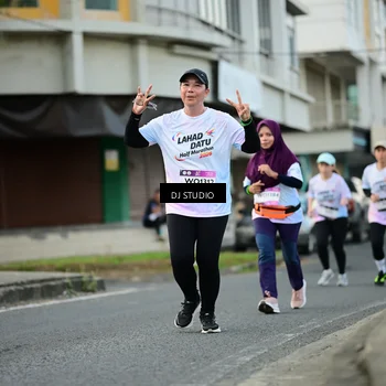 Runner Photo 7911985