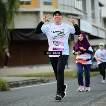 Runner Photo 7911997