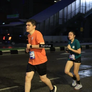 Runner Photo 7911998