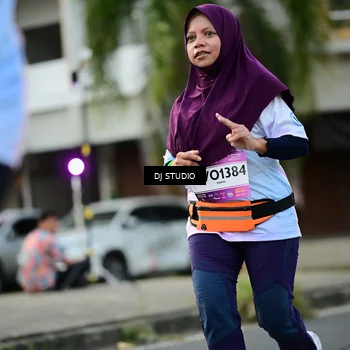 Runner Photo 7912011
