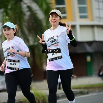 Runner Photo 7912031