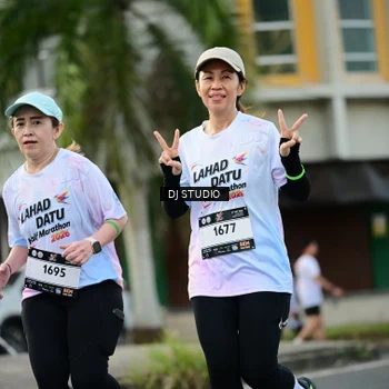 Runner Photo 7912040