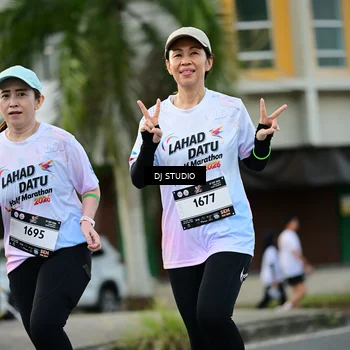 Runner Photo 7912041