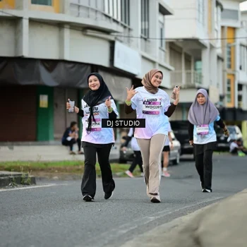 Runner Photo 7912051