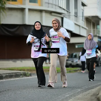 Runner Photo 7912070