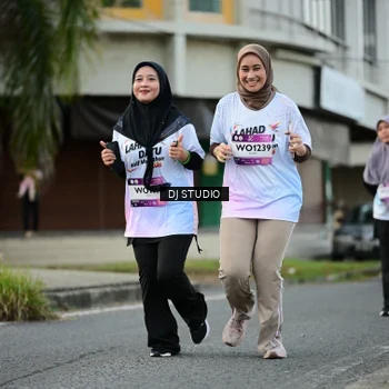 Runner Photo 7912075