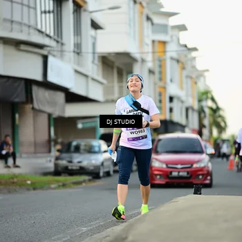 Runner Photo 7912121