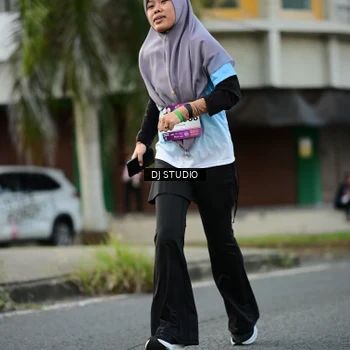 Runner Photo 7912127