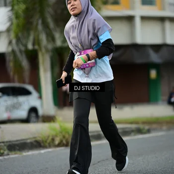 Runner Photo 7912128