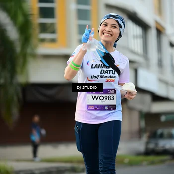 Runner Photo 7912141