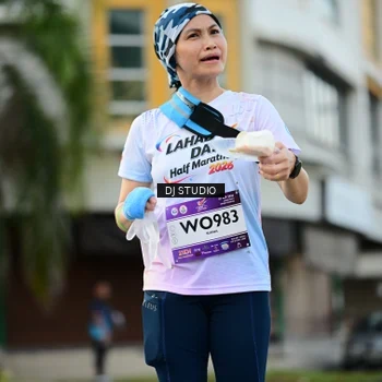 Runner Photo 7912154