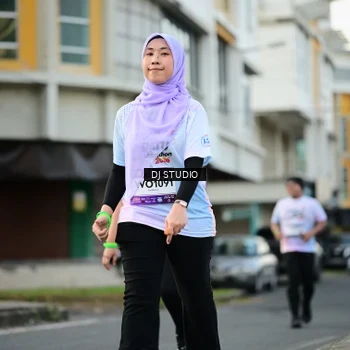 Runner Photo 7912179