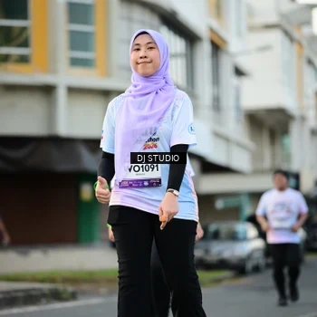 Runner Photo 7912189