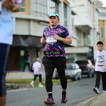 Runner Photo 7912225
