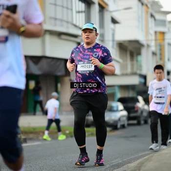 Runner Photo 7912226