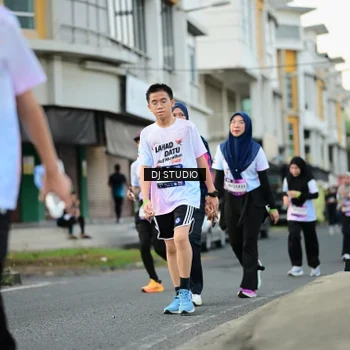 Runner Photo 7912252